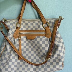Checkered Tan and White Handbag